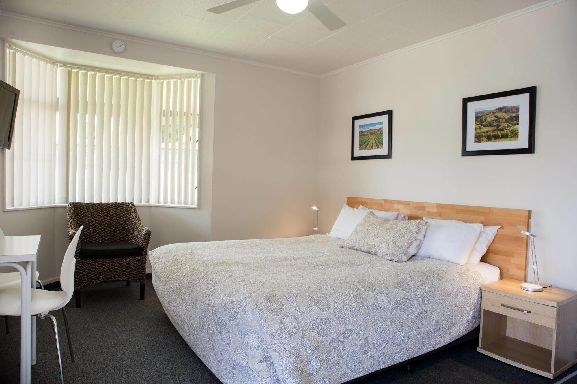 Colonial On Gladstone Motel กิสบอร์น ภายนอก รูปภาพ